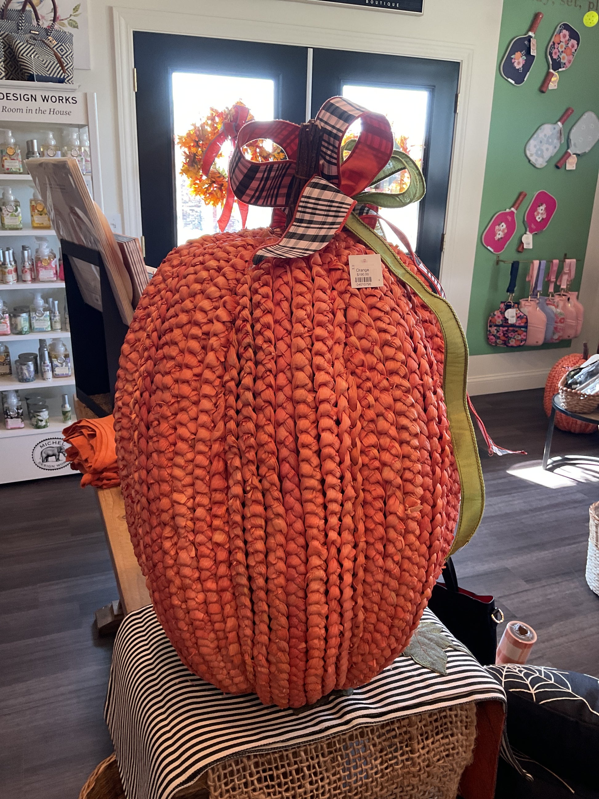 27.5” display basket weave pumpkin