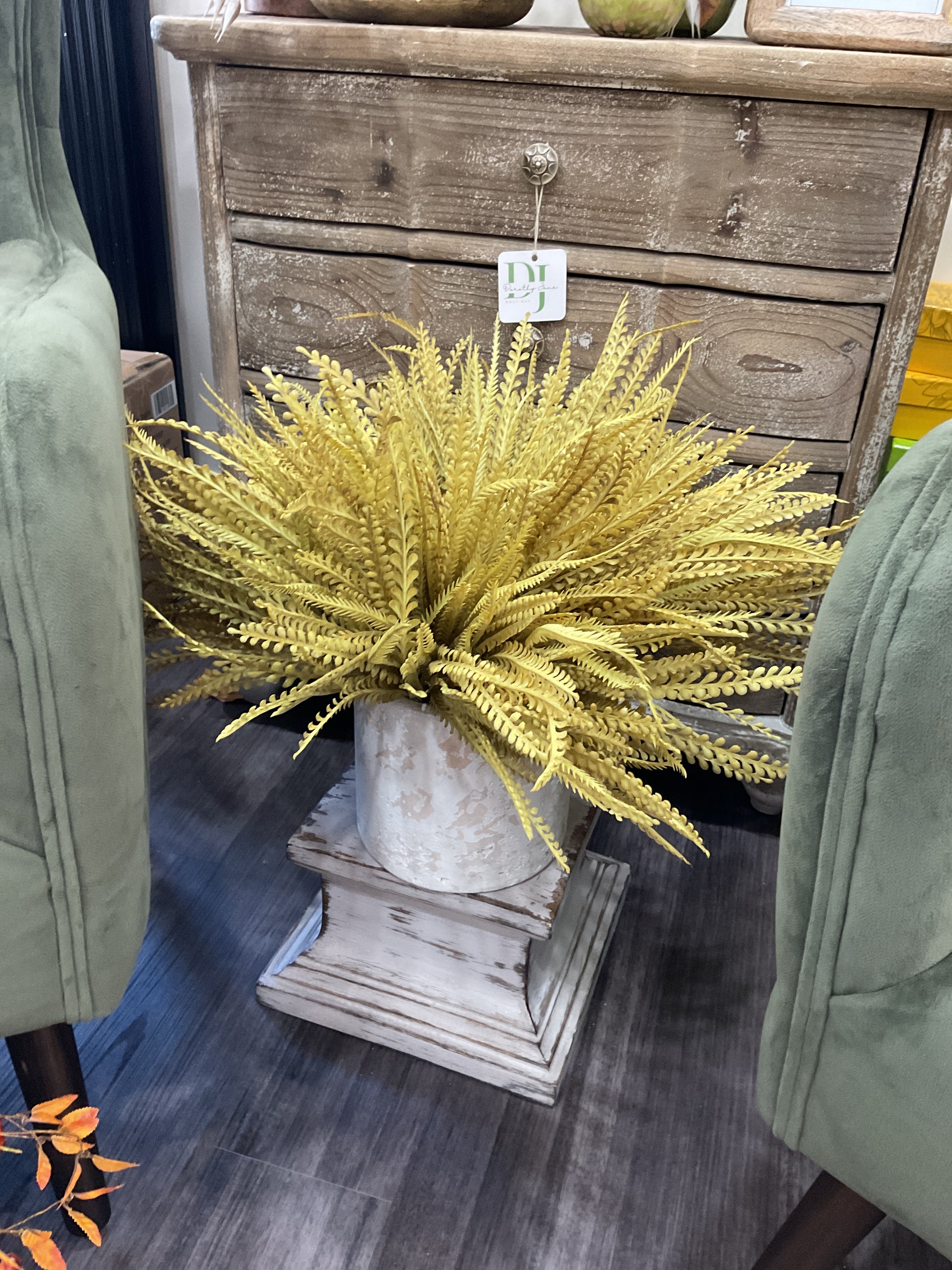 20" PE Keel Harvest Grass Bush