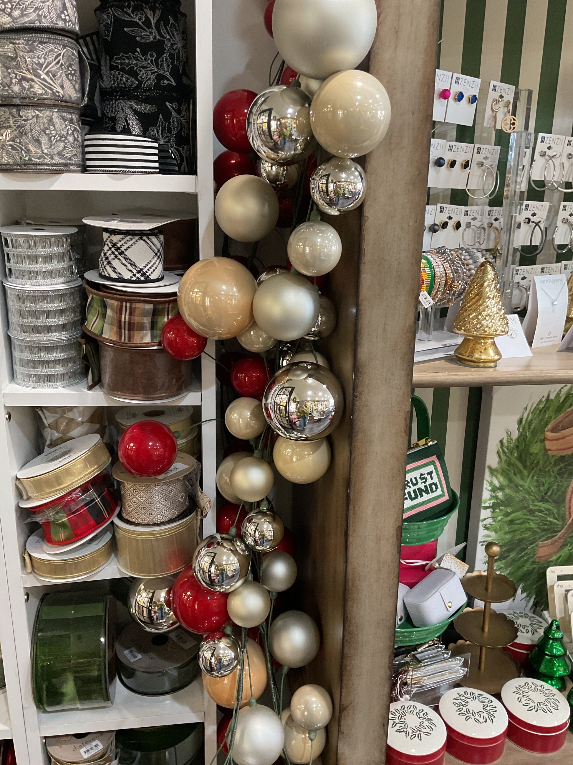 10' Ball Branch Garland